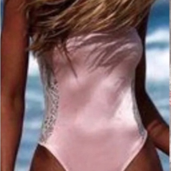 Gooseberry one-piece swimsuit - Picture 2 of 10